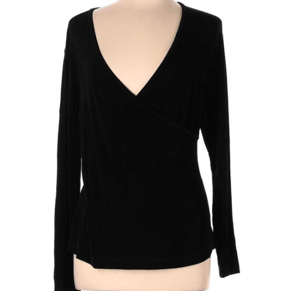 Chico's Travelers Black V-neck Slinky Blouse Top Size 2 EUC